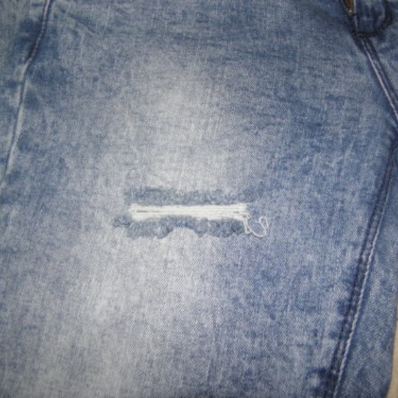 Distressed J.Jeans by Jordache - Picture 5 of 8